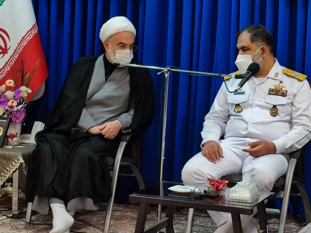 کردستانی‌ ها حق بزرگی بر گردن نظام دارند