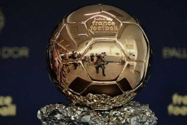 کریم بنزما برنده جایزه توپ طلا در سال ۲۰۲۲ شد