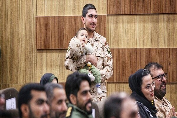 کسر خدمت برای متاهلان؛ چه کسانی مشمول این تسهیلات میشوند؟