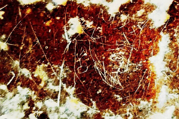 کشف نگاره سوزنی یکی از شاهان ساسانی در صخرههای شهر استخر فارس