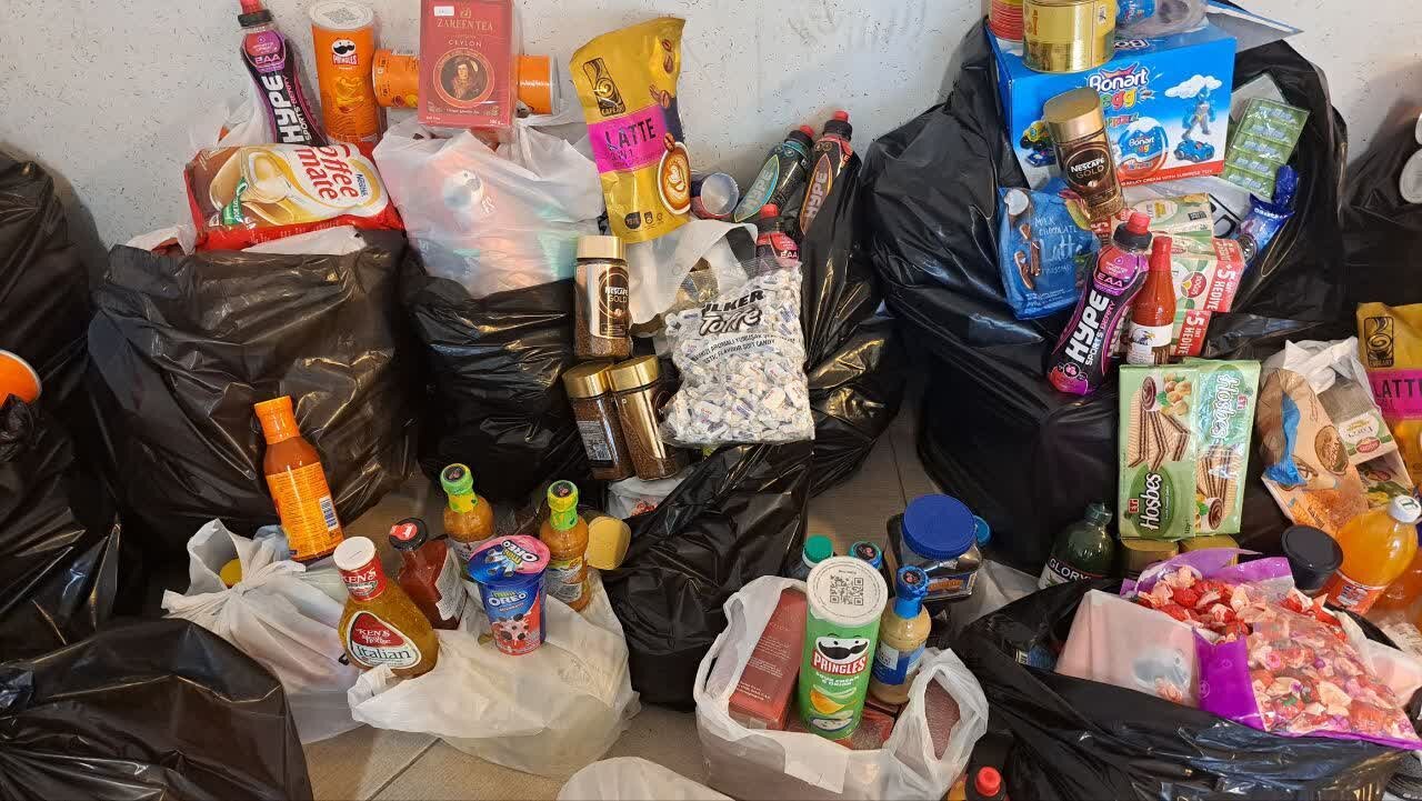 کشف و ضبط ۴۰۰ کیلوگرم مواد غذایی خارجی تاریخ مصرف گذشته درسنندج