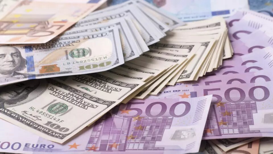 کشف ۱۷۰ هزار دلار ارز قاچاق توسط پلیس فرودگاه