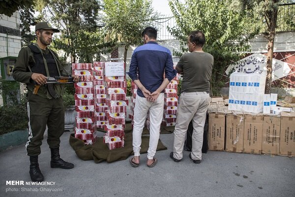 کشف ۲۰۰ میلیارد تنباکوی قاچاق در تهران