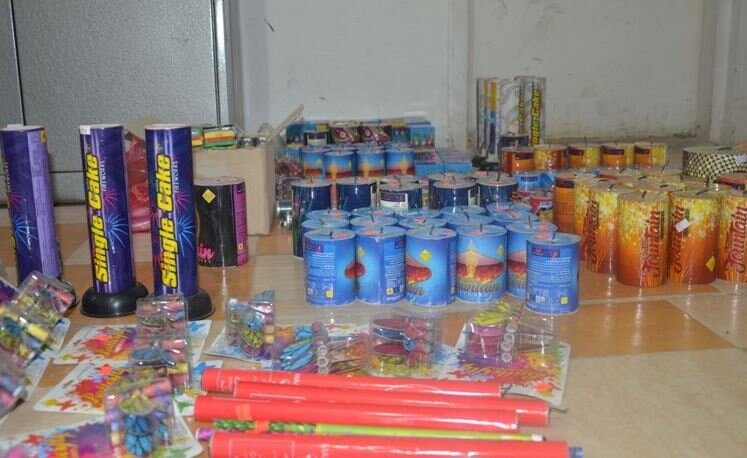 کشف ۲۵ کیلو گرم مواد محترقه