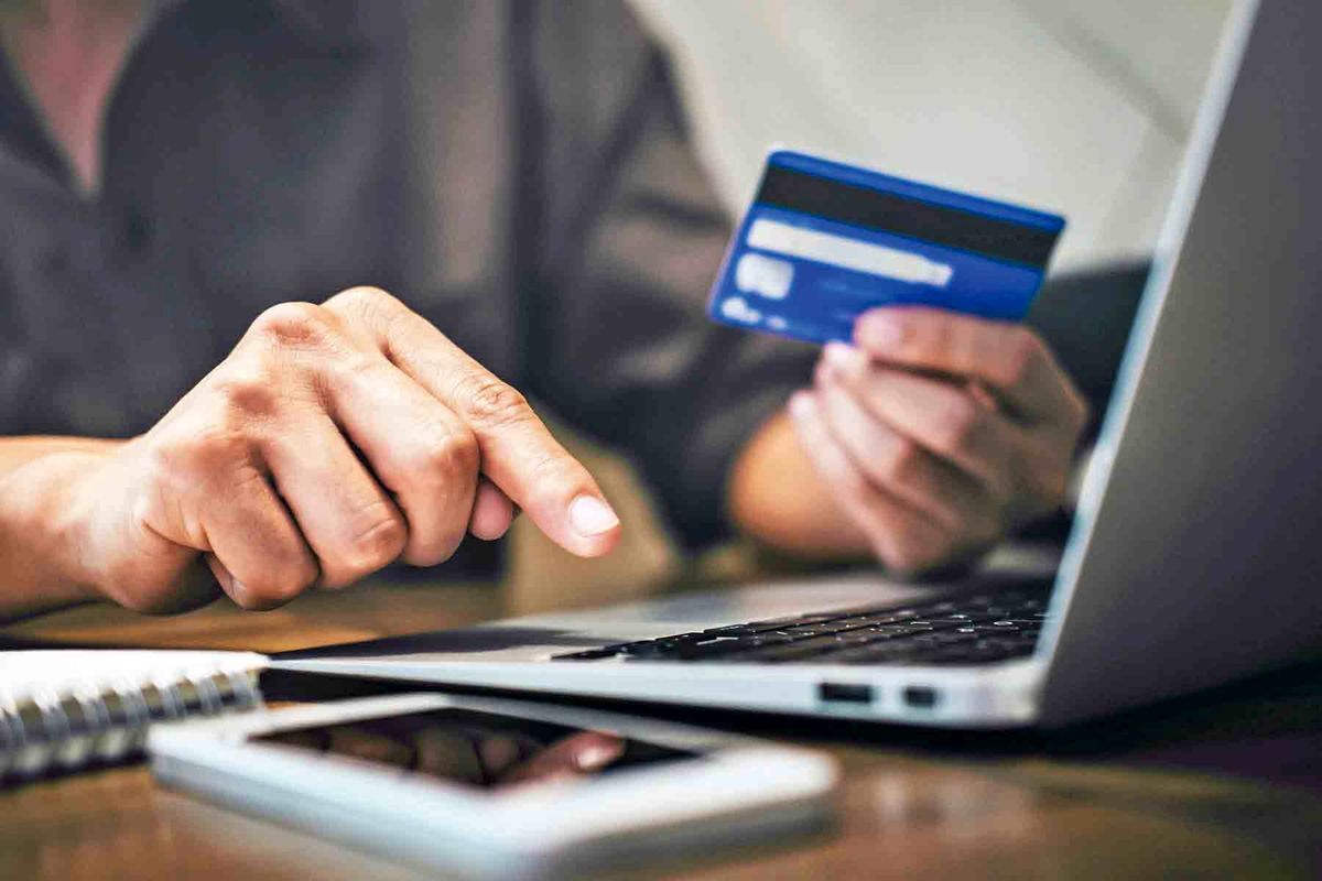 کلاهبرداری با ترفند ثبت‌نام خودرو در خراسان جنوبی