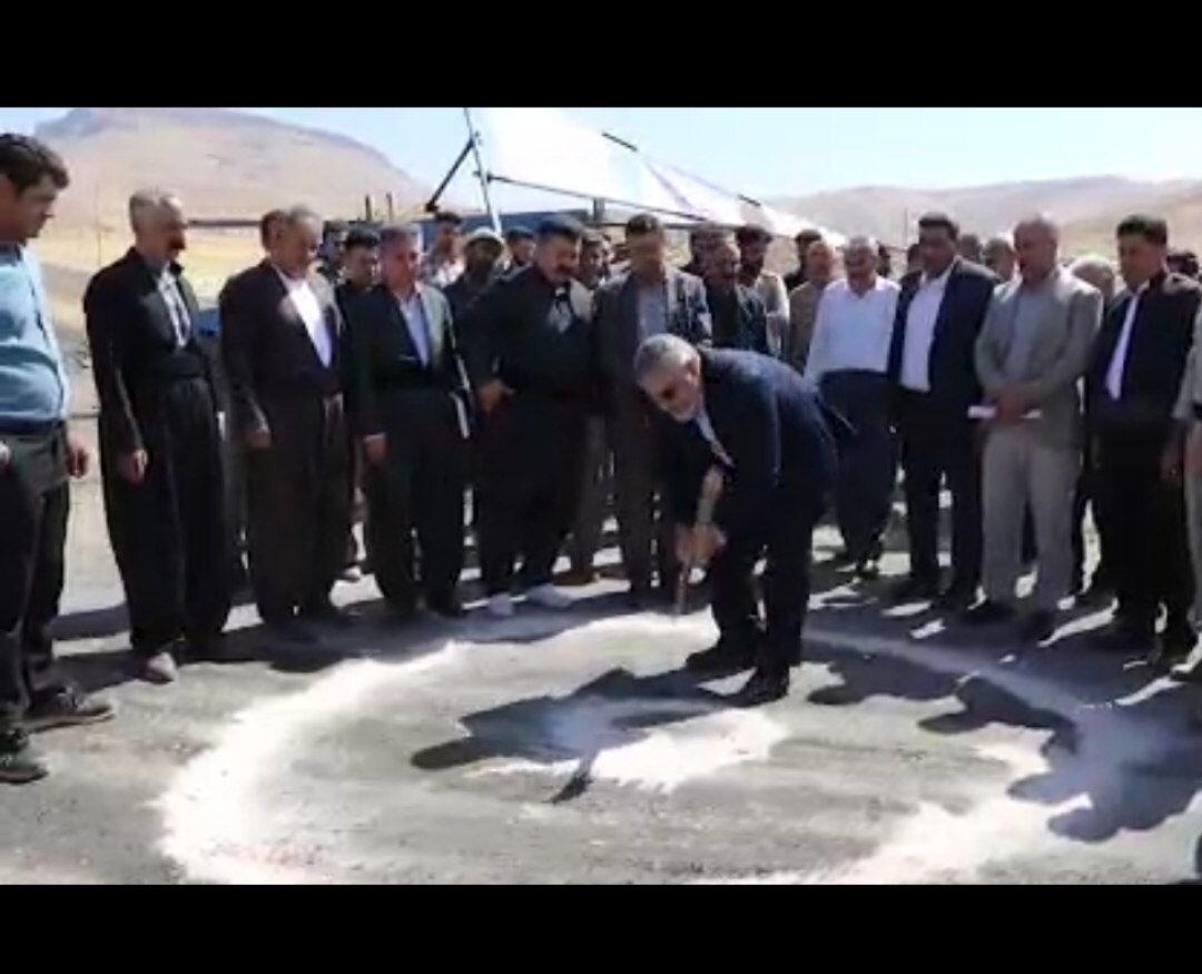 کلنگزنی و افتتاح چند پروژه عمرانی و ورزشی در مریوان