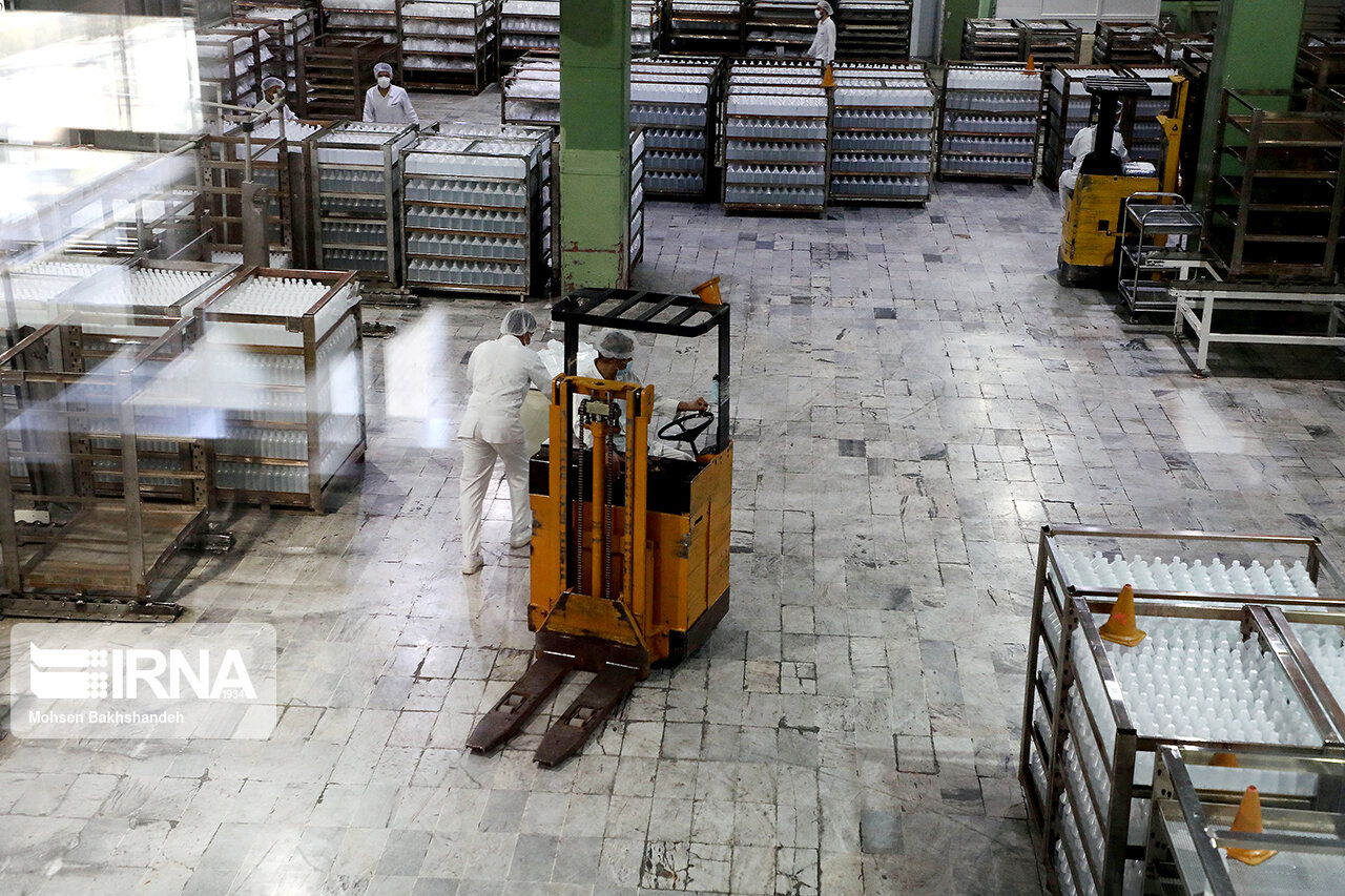 کمبود سرم برطرف شد/ اولین محموله آنتیبیوتیک آخر هفته وارد کشور میشود