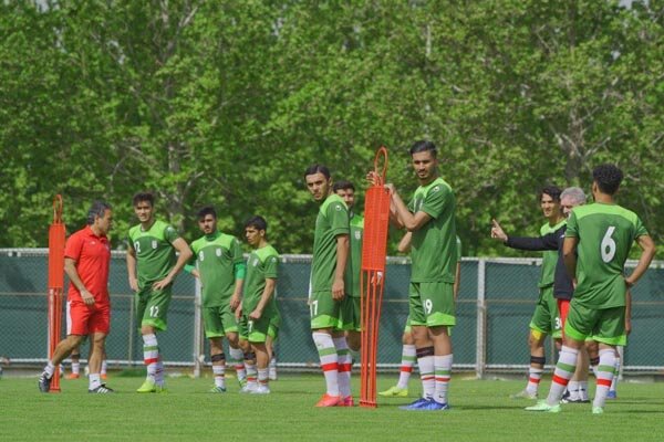 کمک ۵۰۰ میلیون تومانی کمیته ملی المپیک به تیم فوتبال امید 