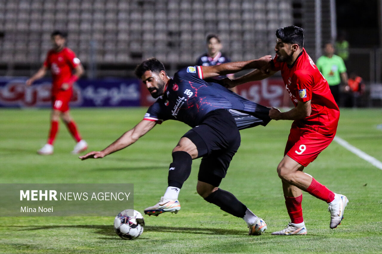 کمیته استیناف اصلاح کرد: بازی تراکتور و پرسپولیس با تماشاگر شد