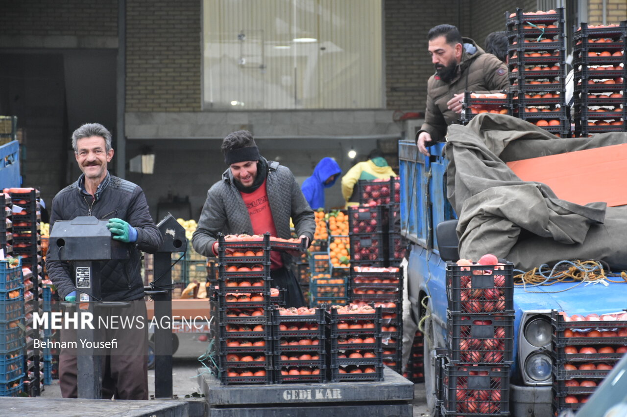کنترل قیمت و کیفیت اقلام یلدایی در میادین میوه و ترهبار