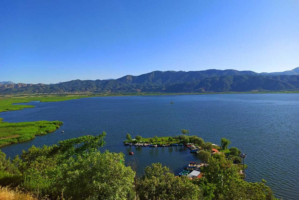 کنفرانس زریوار نقطه عطفی در حفاظت از این گنجینه طبیعی است