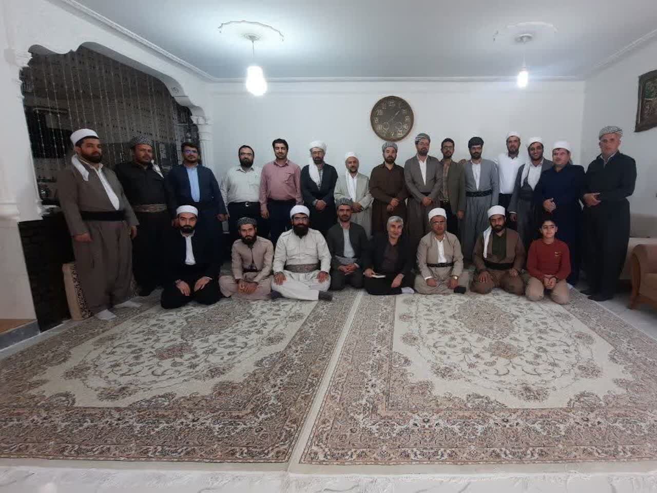 کهنه پوشی: اتحاد میان روحانیون زمینه‌ساز ارتقای فعالیت‌های دینی است