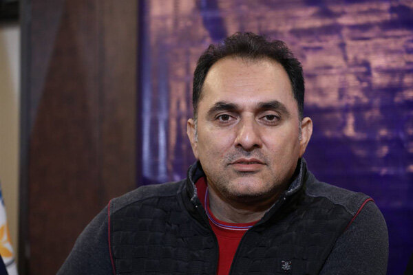 کوروش باقری: انتظار کسب مدال از بانوان وزنهبردار اشتباه است