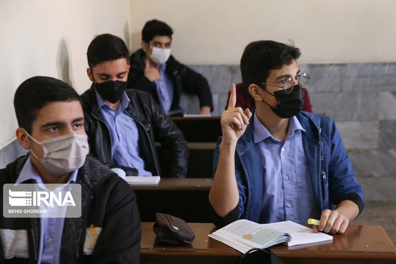 کولیوند: افزایش آگاهی برای تاب آوری در جامعه از مدرسه آغاز شود