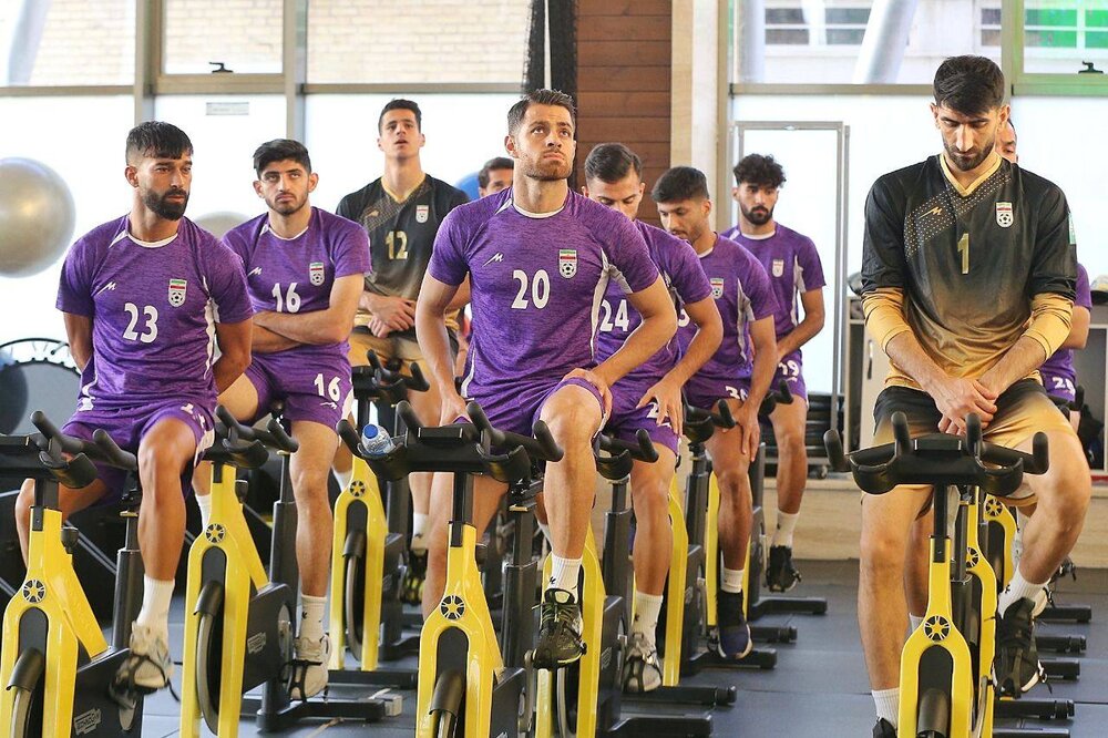 کیروش خیال چند بازیکن را راحت کرد/ مدعیانی که در لیگ راه میروند