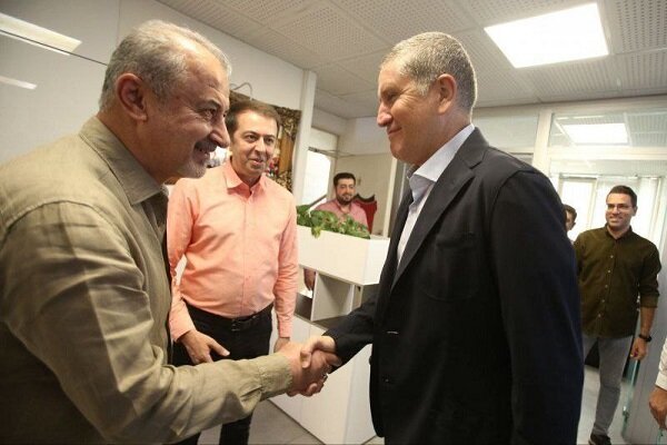 گاریدو با رضا درویش دیدار کرد/ تاکید بر جذب بازیکنان با
کیفیت