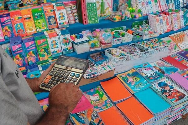 گرانی نوشت افزار درآذربایجان غربی/وقتی نظارتها هم چاره
سازنمی شود