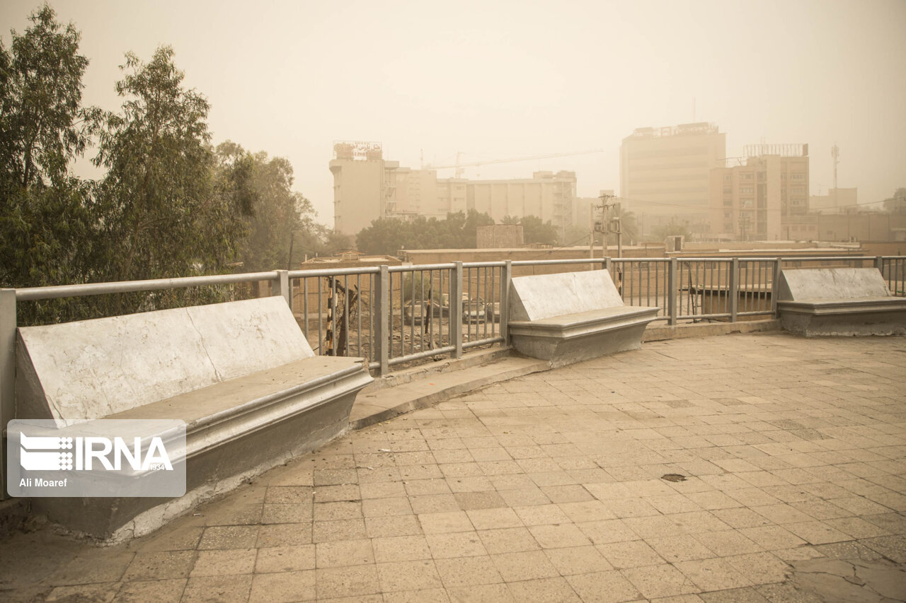 گرد و غبار در سه شهر خوزستان به ۹ برابر حدمجاز رسید