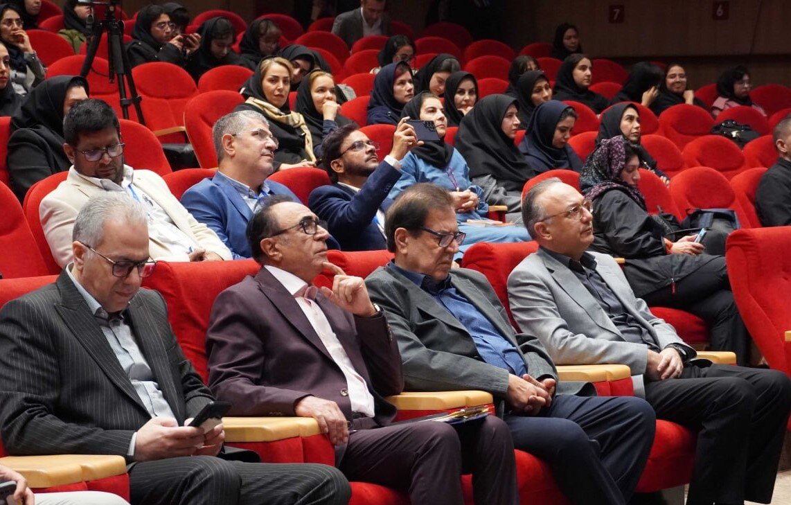 گردشگری مسیر عبور و رسیدن به تمدن است