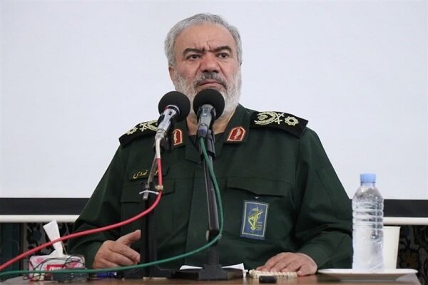 گروه های جهادی تا اتمام بازسازی مناطق زلزله خوی حضور
دارند