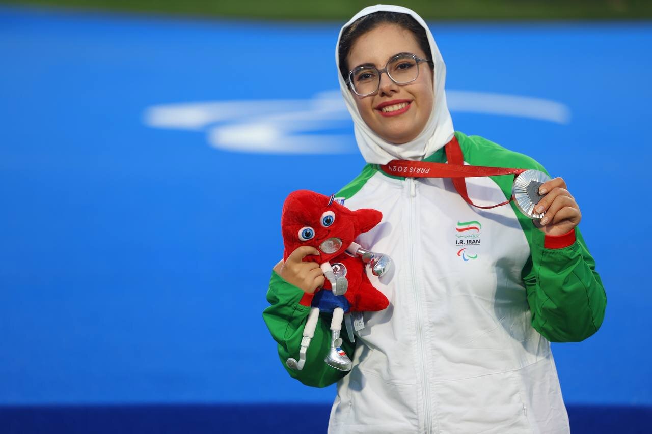 گزارش فدراسیون جهانی تیروکمان از دختر پاراکماندار ایران