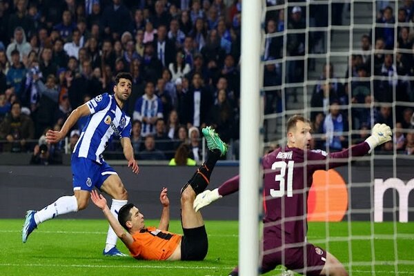 گزارش متفاوت از زندگی مهدی طارمی/ ستارهای که رقبایش را کنار
زد