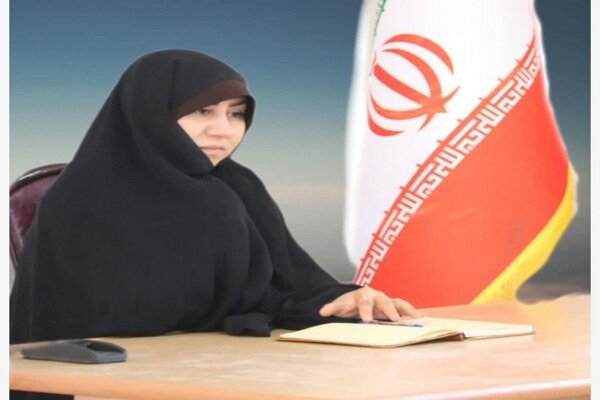 گفتمان مقاومت و فرهنگ ایثار با زبان شعر به نسل های آینده منتقل شود