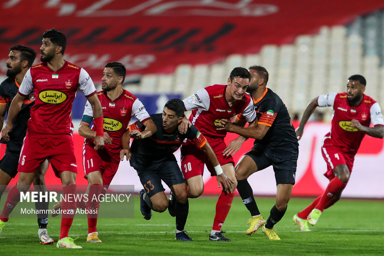 گل محمدی برای گلزنی برنامه دارد/ پرسپولیس ابزار قهرمانی دارد