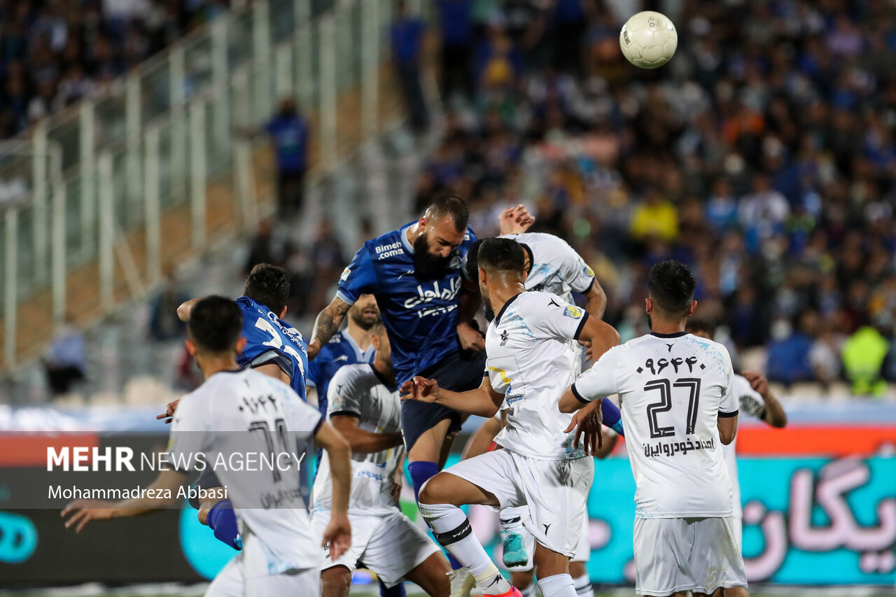 گل نخوردن ۱۰ نفره اتفاق مثبتی است/نساجی دنبال شگفتی برابر استقلال