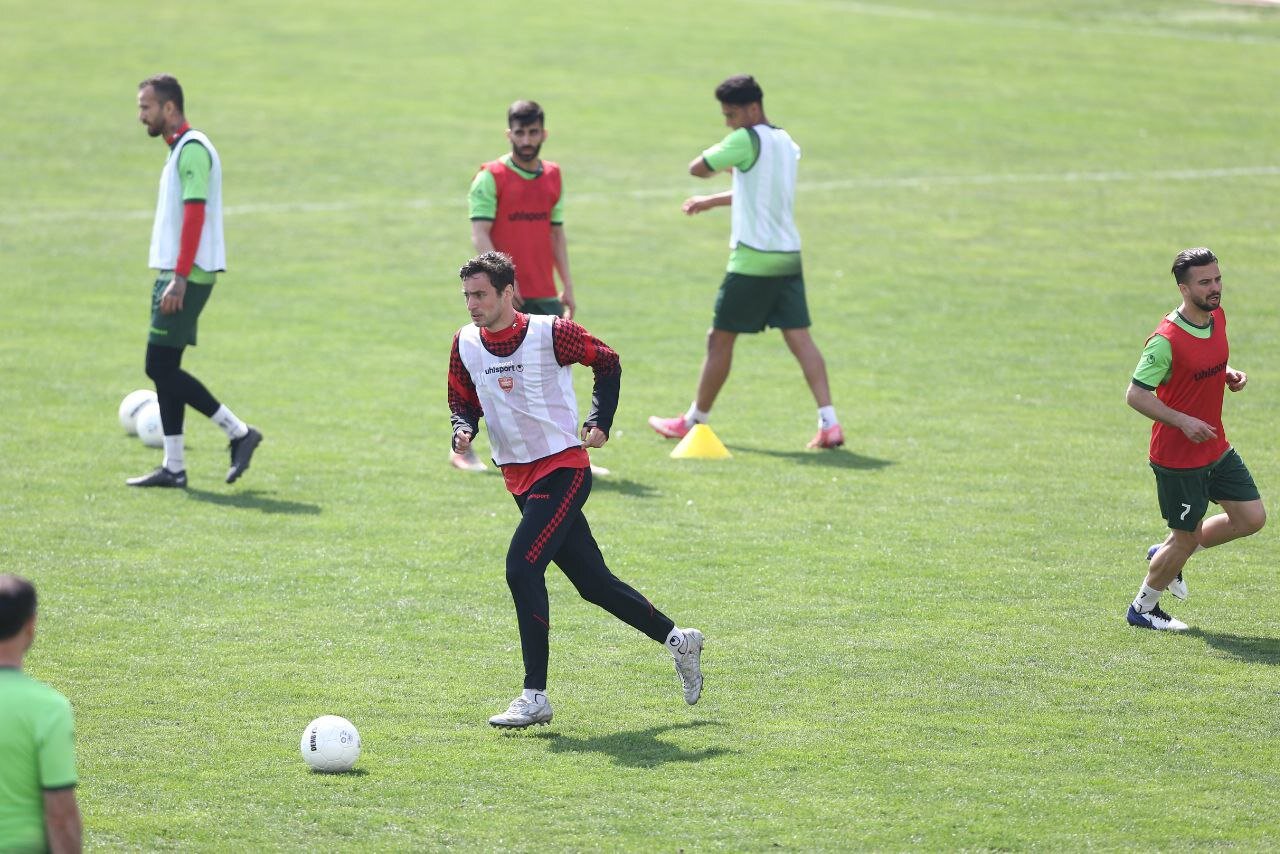 گولسیانی آماده بازگشت شد/ مصدومیت هافبک پرسپولیس جدیاست