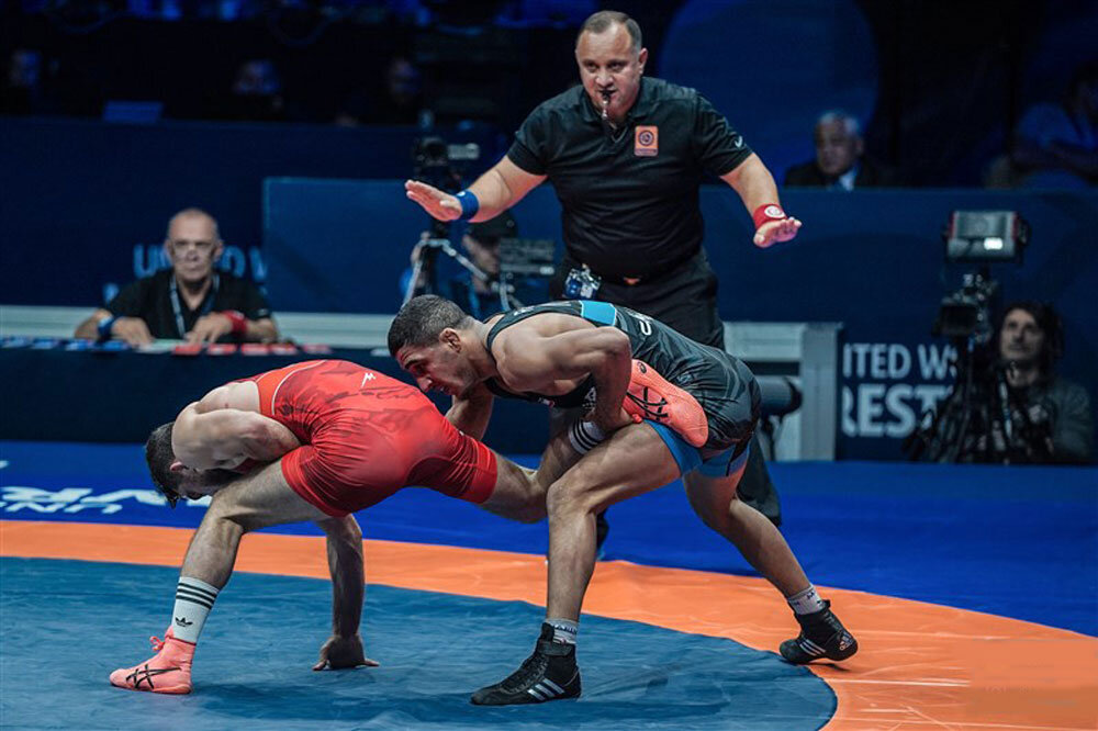 یک آزادکار ایران حذف شد/ رحمان عموزاد به یکقدمی مدال طلارسید