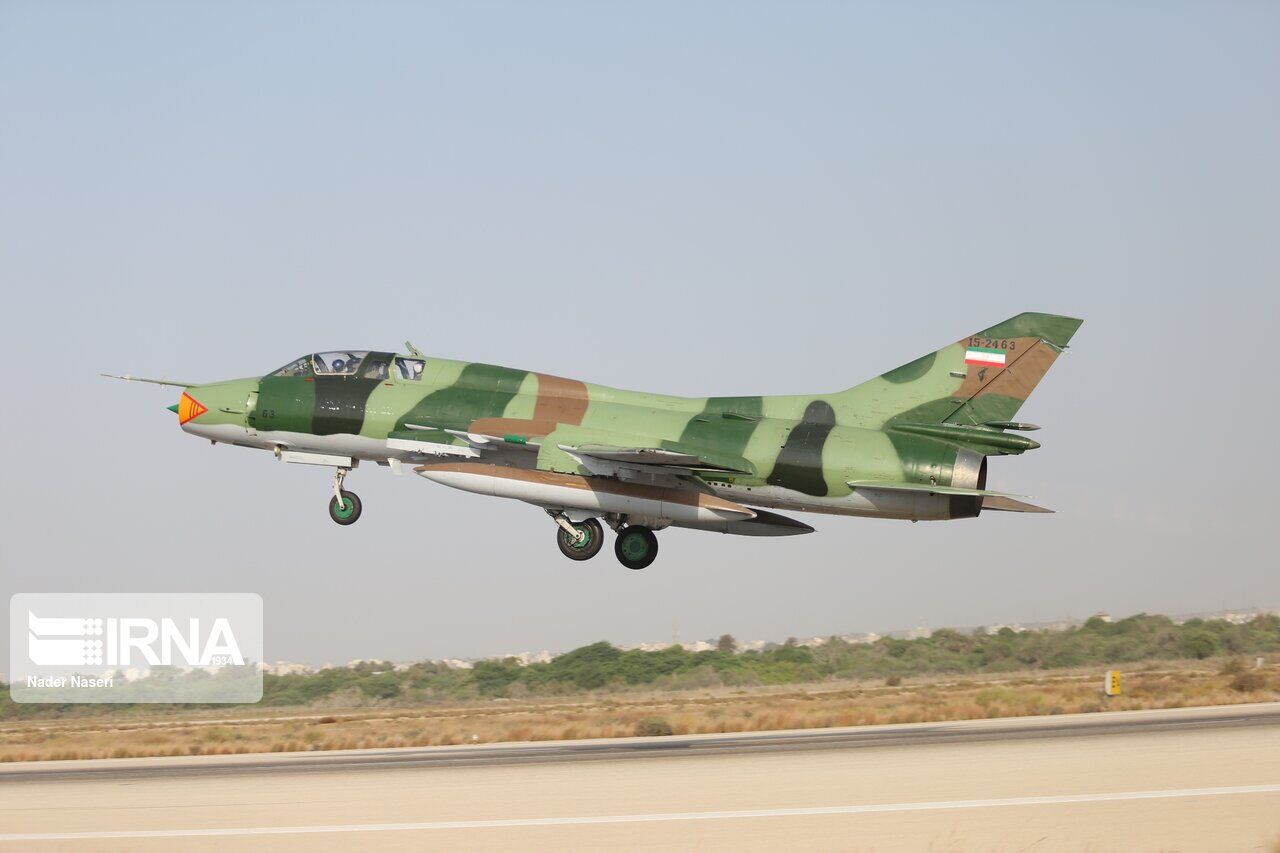 یک جنگنده در شیراز دچار حادثه شد