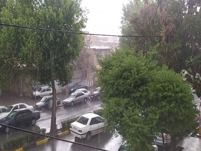 یک روز بارانی در سنندج