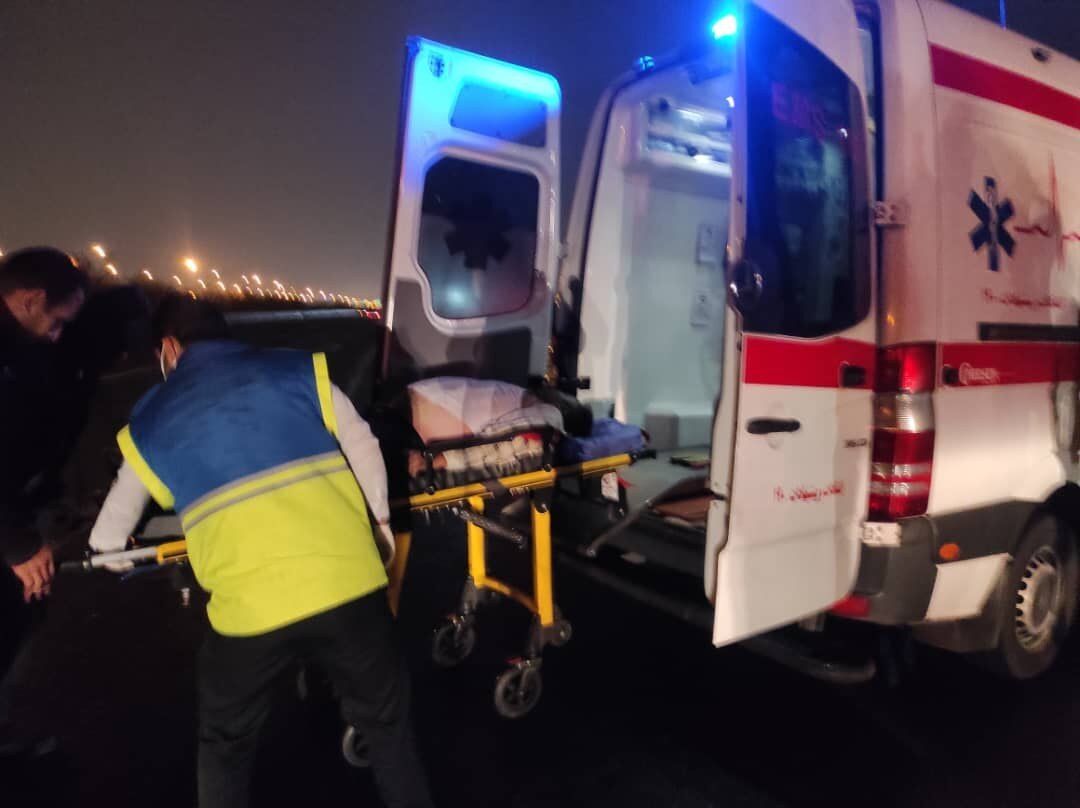 یک ورزشکار در سالن ورزشی کازرون دچار برق گرفتگی شد