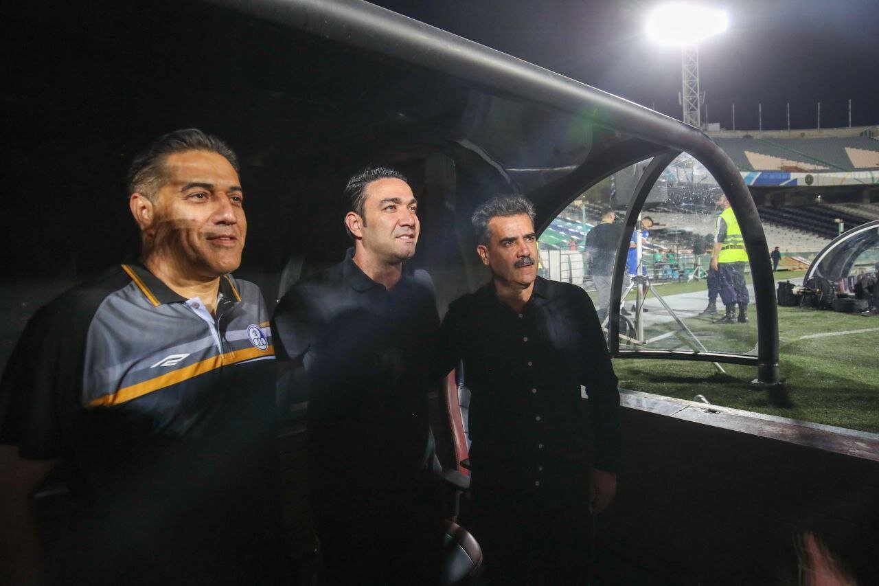 یک پنالتی برای استقلال خوزستان گرفته نشد/ بازنده سربلندبودیم