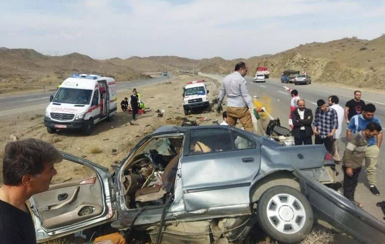 یک کشته و ۴ مجروح بر اثر واژگونی سمند در جاده فراشبند