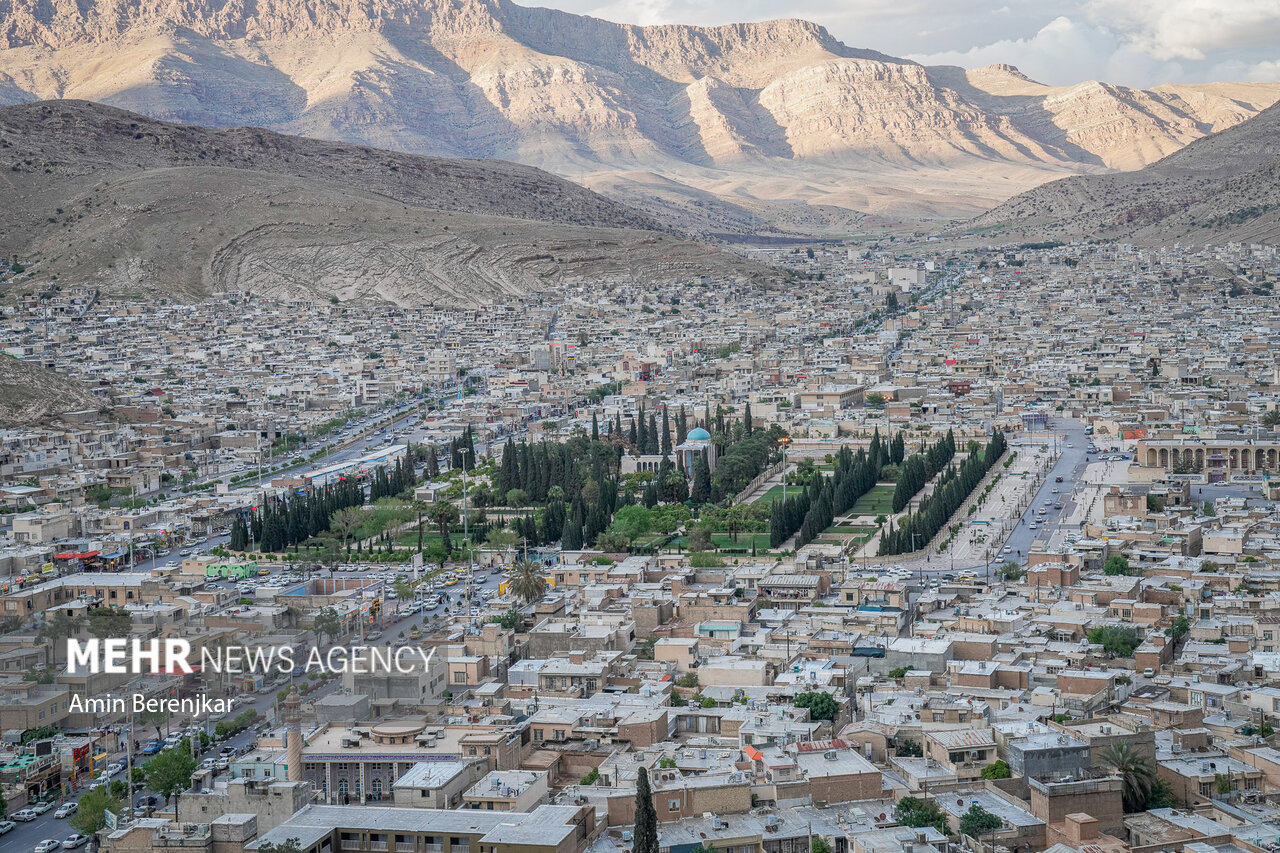 ۱ اردیبهشت، سر ارادت ما به سعدی شیرین سخن