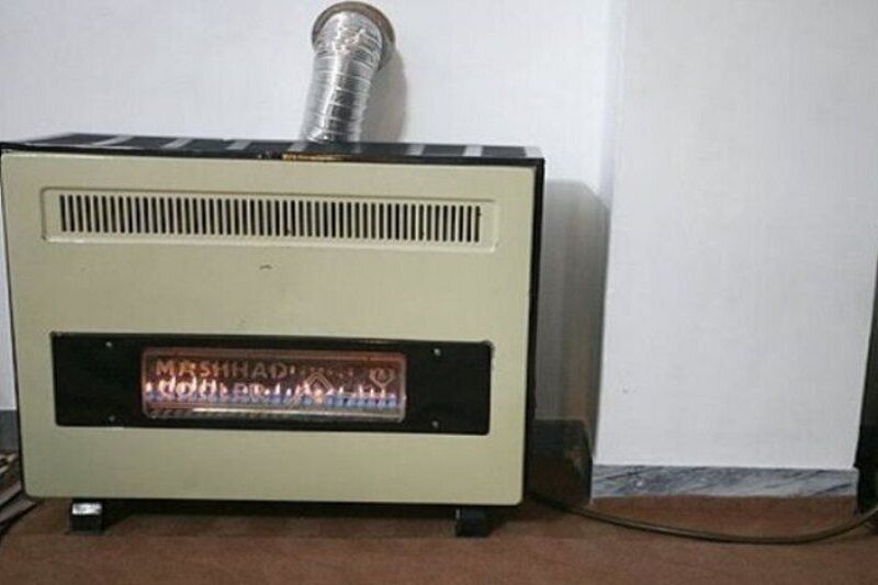 ۱۲۰ دستگاه بخاری و آبگرمکن گازی در روستاهای محروم سروآباد توزیع شد