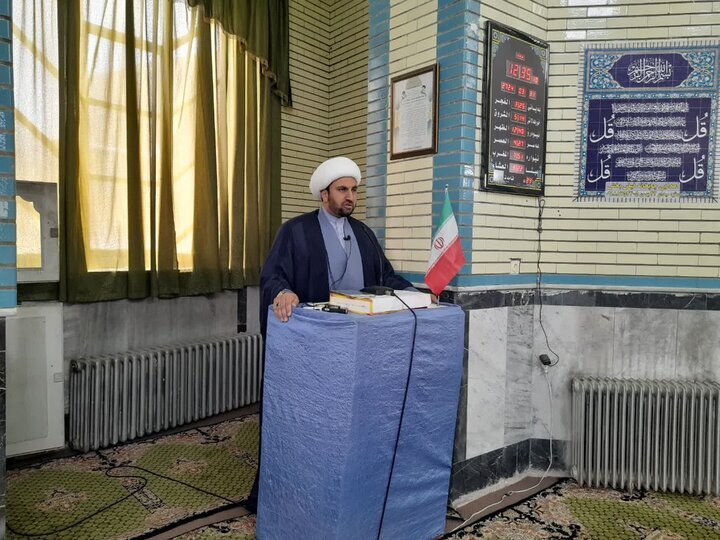 ۱۳ آبان تجلی وحدت مردم ایران در برابر استکبار جهانی است