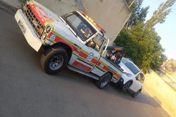 ۱۳ گردشگر در دامغان و شاهرود توسط هلال احمر امداد رسانی
شدند