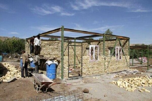 ۱۳۰۰ واحد مسکونی روستایی در میاندوآب بهسازی می شود