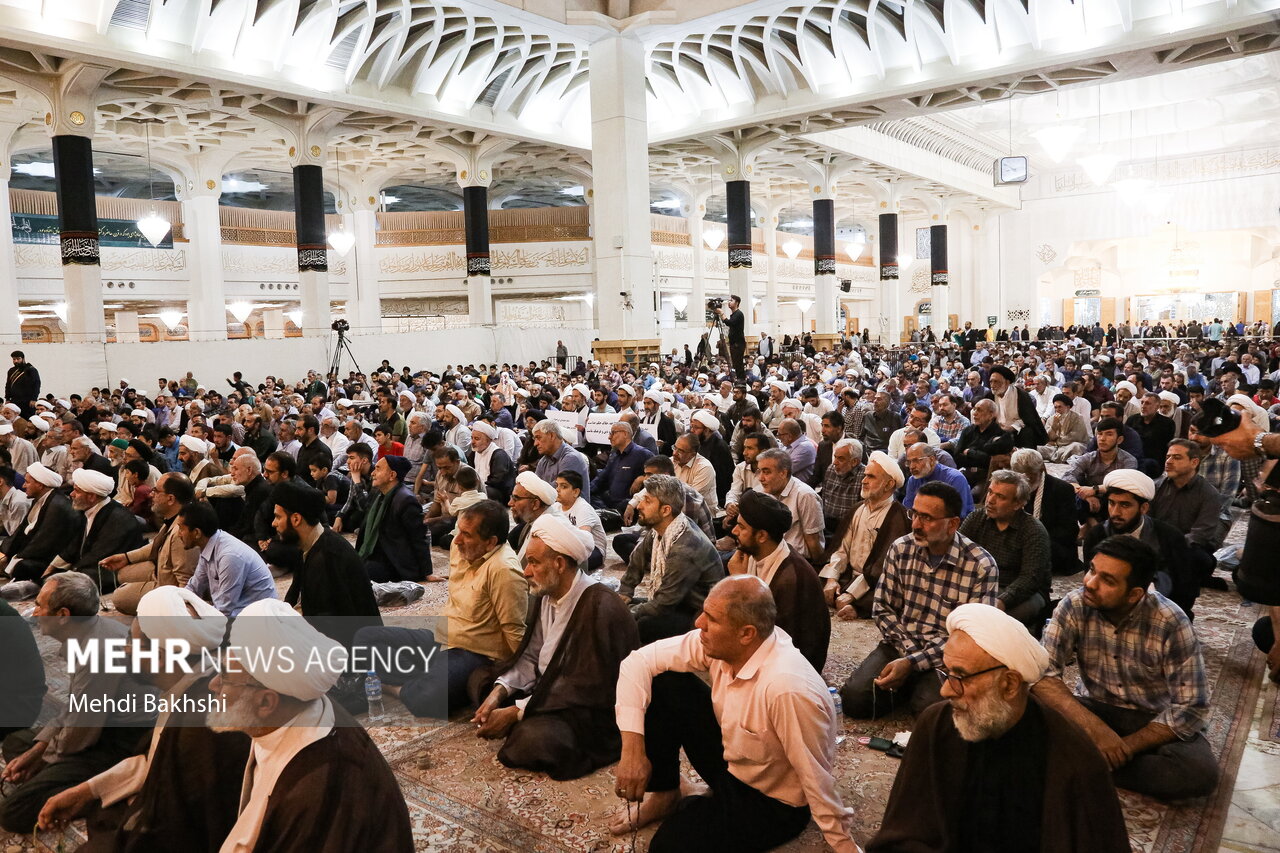 ۱۴ پارکینگ آماده پذیرش خودروی زائران مراسم ارتحال امام(ره)