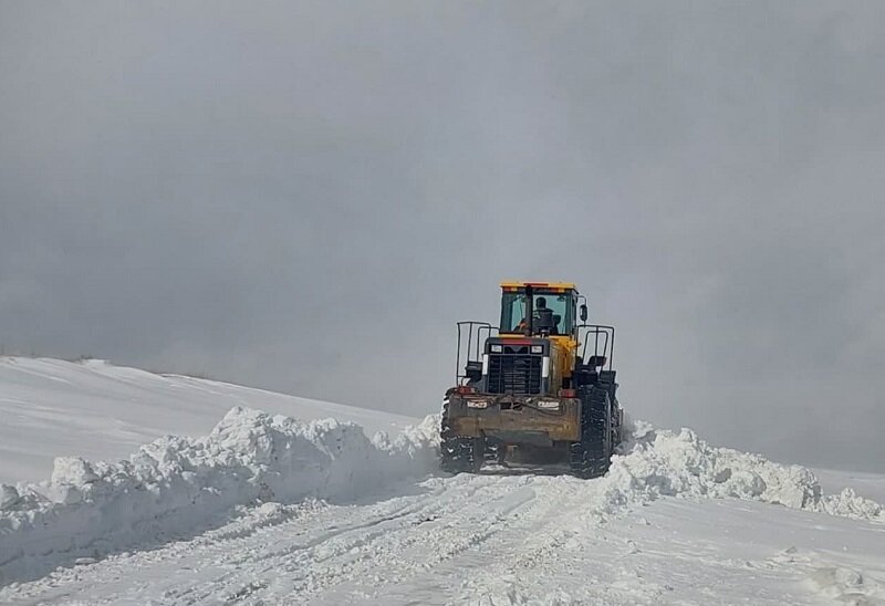 ۱۷ روستای آذربایجان غربی به دلیل کولاک و برف مسدود