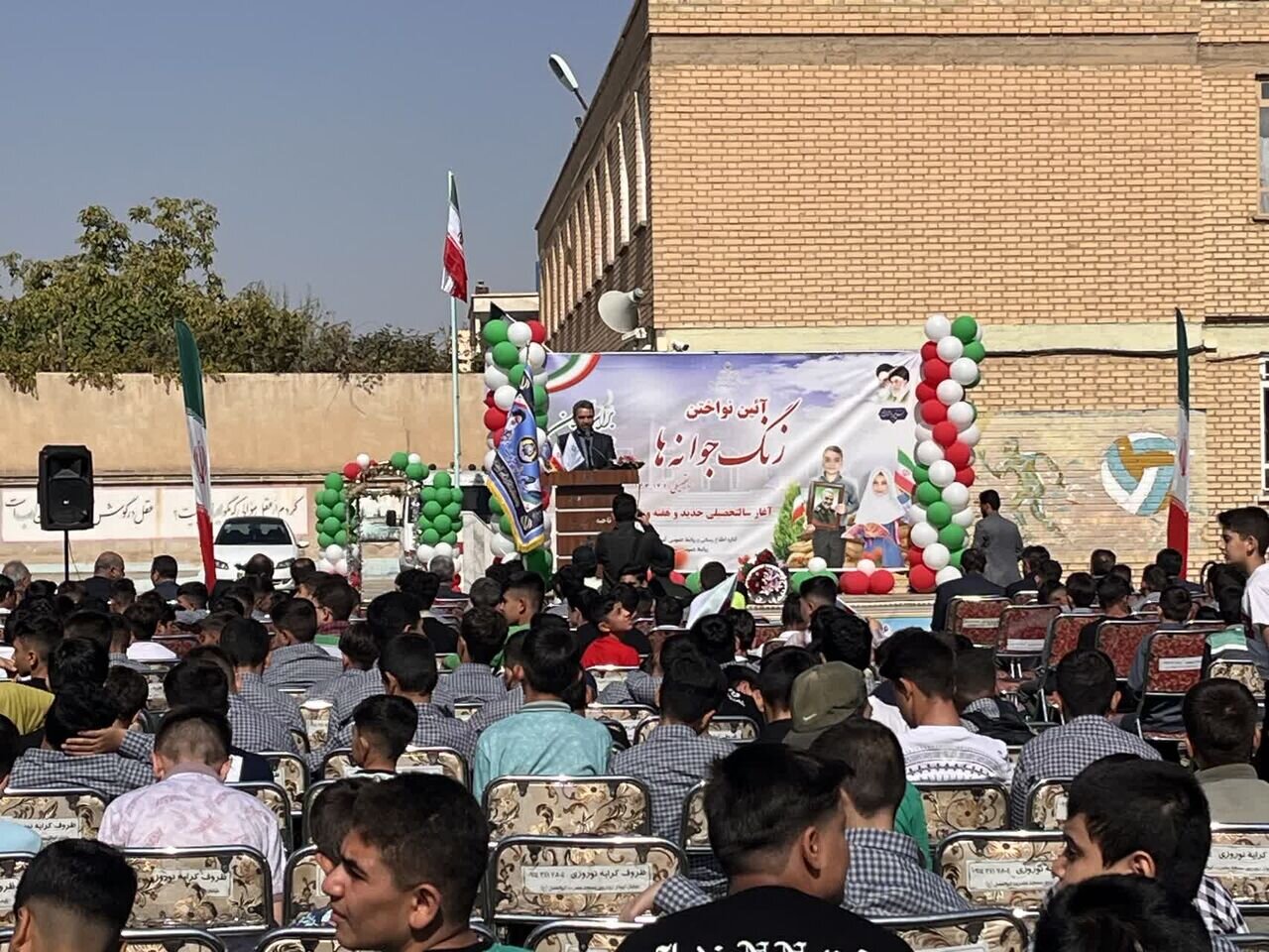 ۱۷ میلیون دانش آموز در کشور از امروز آغاز سال تحصیلی راجشن
گرفتند