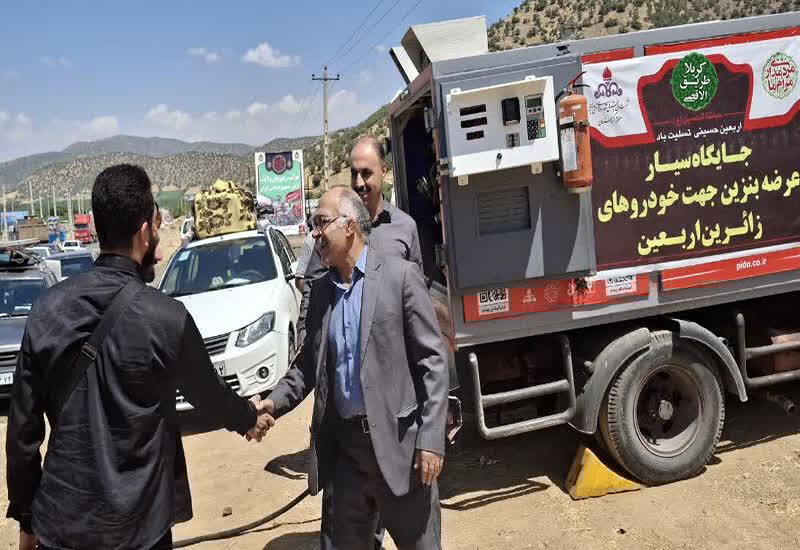۲ دستگاه خودروی سیار عرضه بنزین در مرز باشماق مستقرشد