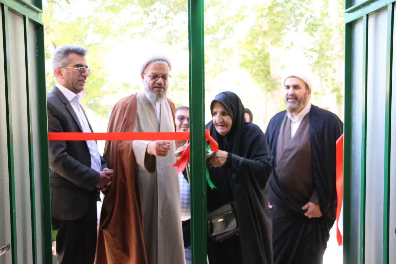 ۲ زمین چمن مصنوعی در مدارس دامغان افتتاح شد