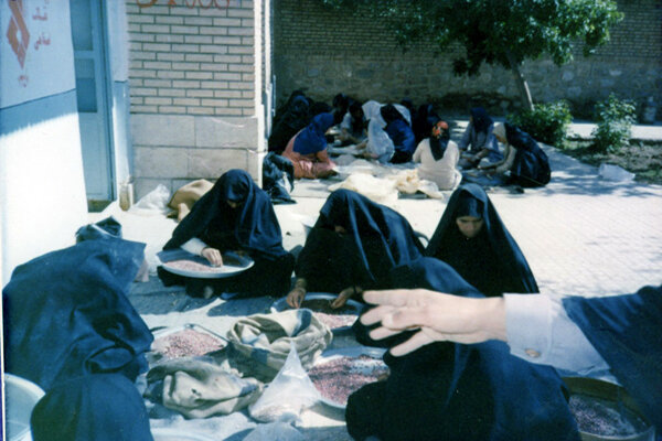 ۲جلد دانشنامه نقش زنان آذربایجان‌غربی در دفاع مقدس منتشرشد