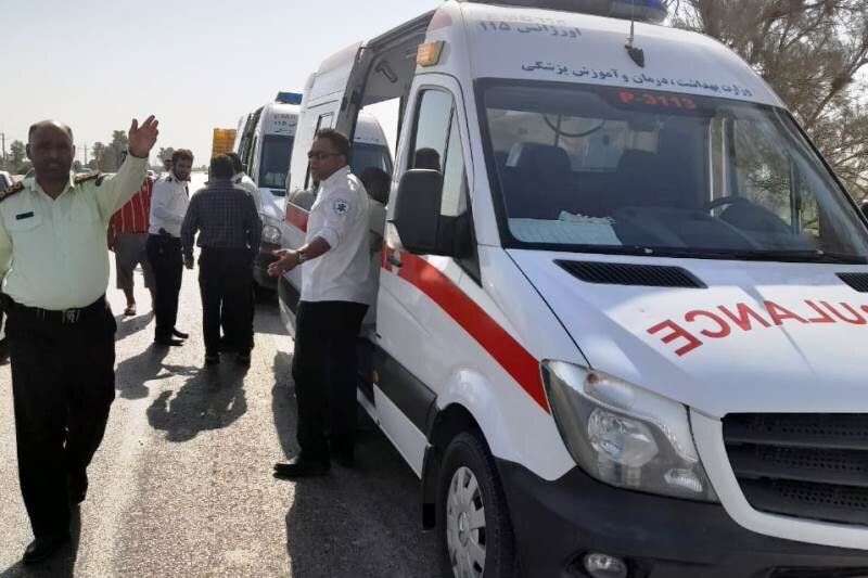 ۲خودرو در بلوار انقلاب سمنان حادثه آفریدند/حال وخیم یکیازمصدومان