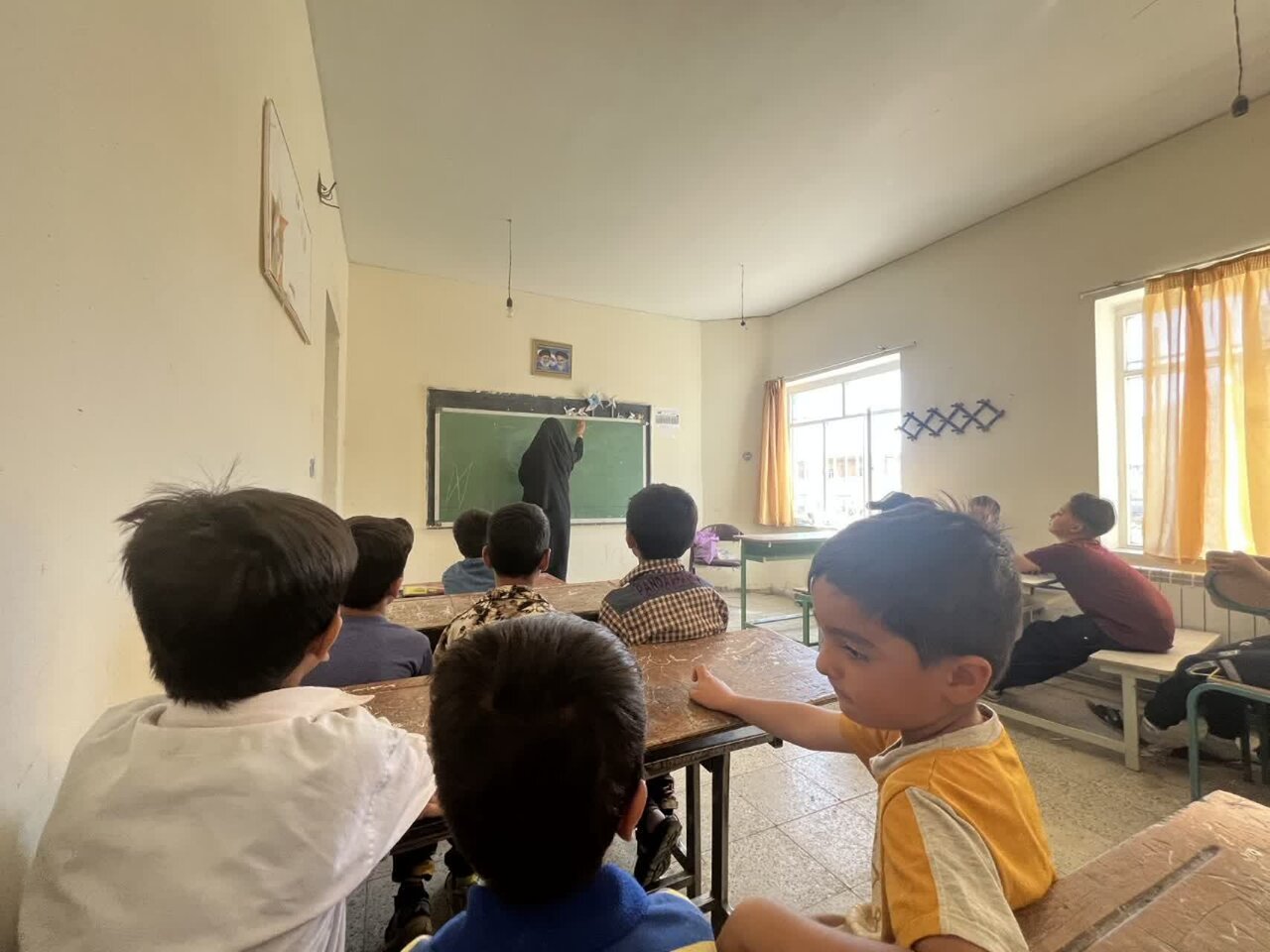 ۲۰ نفر از گروههای جهادی به روستاهای محروم اعزام شدند