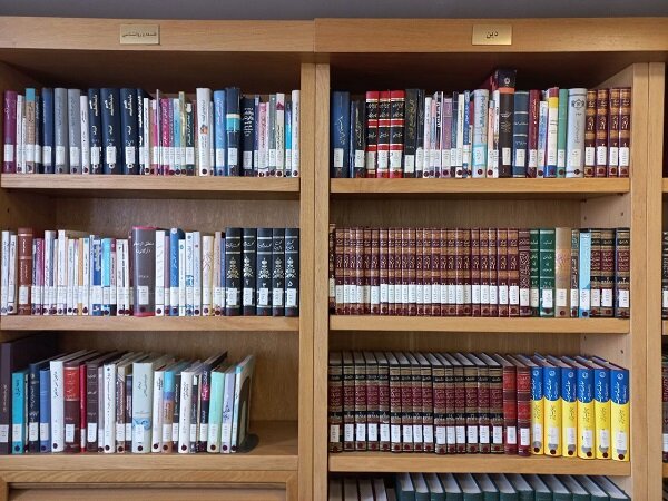 ۲۰۰۰ کتاب به کتابخانههای میاندوآب اهدا شد